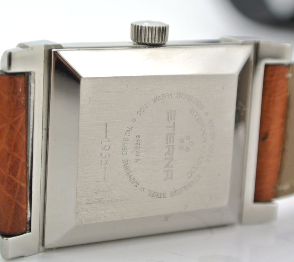 Eterna Matic 1935 Automatik Armbanduhr. Referenznummer 8490/41, teilweise poliertes/mattes Edelstahlgehäuse mit 3 Zeiger Etawerk, zentraler Sekunde und Datumsfenster bei 6 Uhr. Bild 12